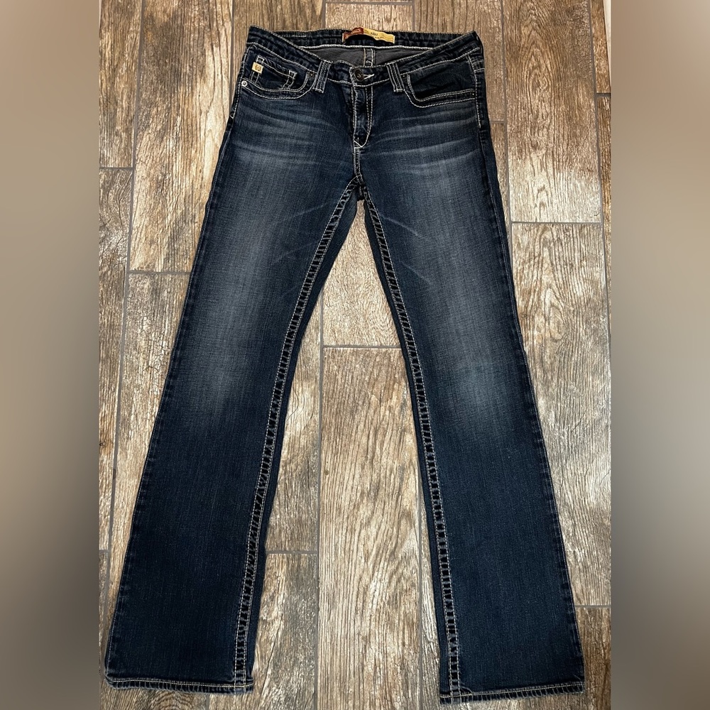 Big Star Remy Low Rise Bootcut jeans, women’s size 31x32.